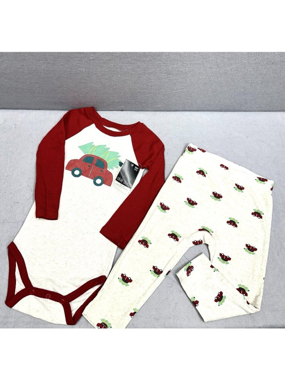 Winter Bodysuit Baby 18M 2 Pc Set Top Bottom Set Holidays Christmas Reindeer New